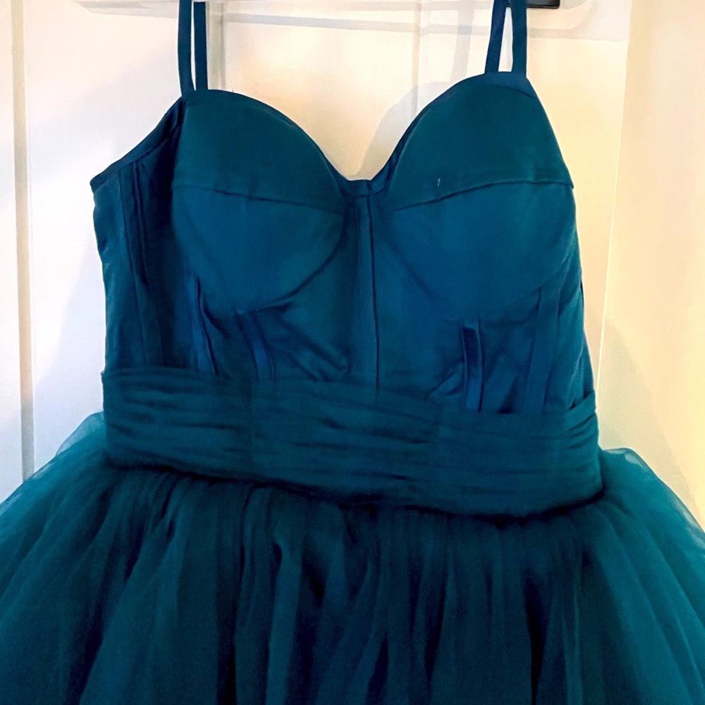 Corset top tulle prom dresses size 4